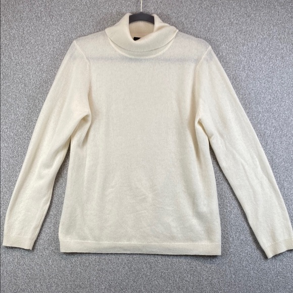 Charter Club cashmere turtleneck sweater L neutral cream classic old money light - Picture 1 of 9